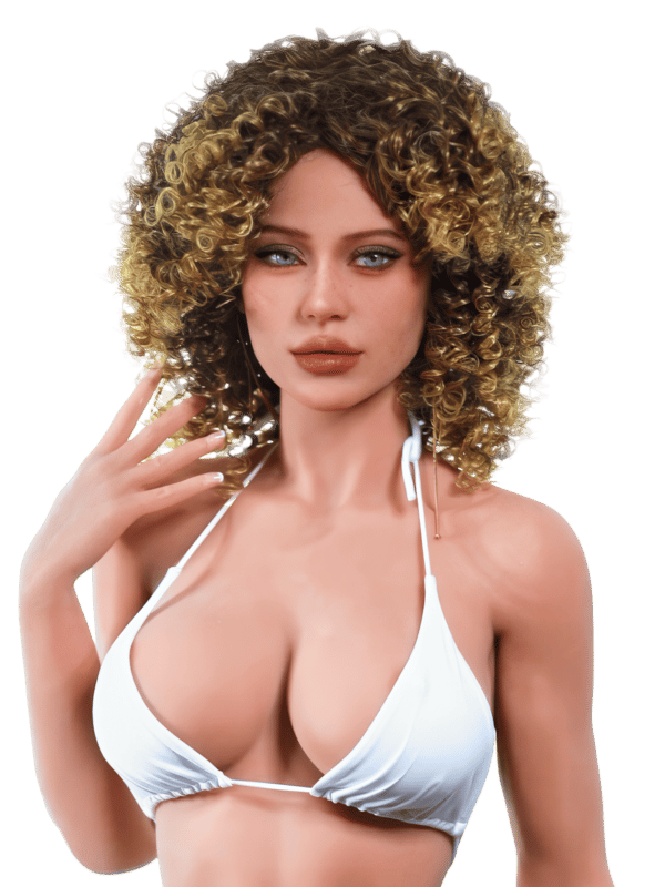 Blazedoll Camila 156 cm lalka erotyczna z kręconymi blond włosami i białą górą od bikini, widok z przodu