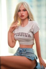 DutchDoll Lilly | 158 cm