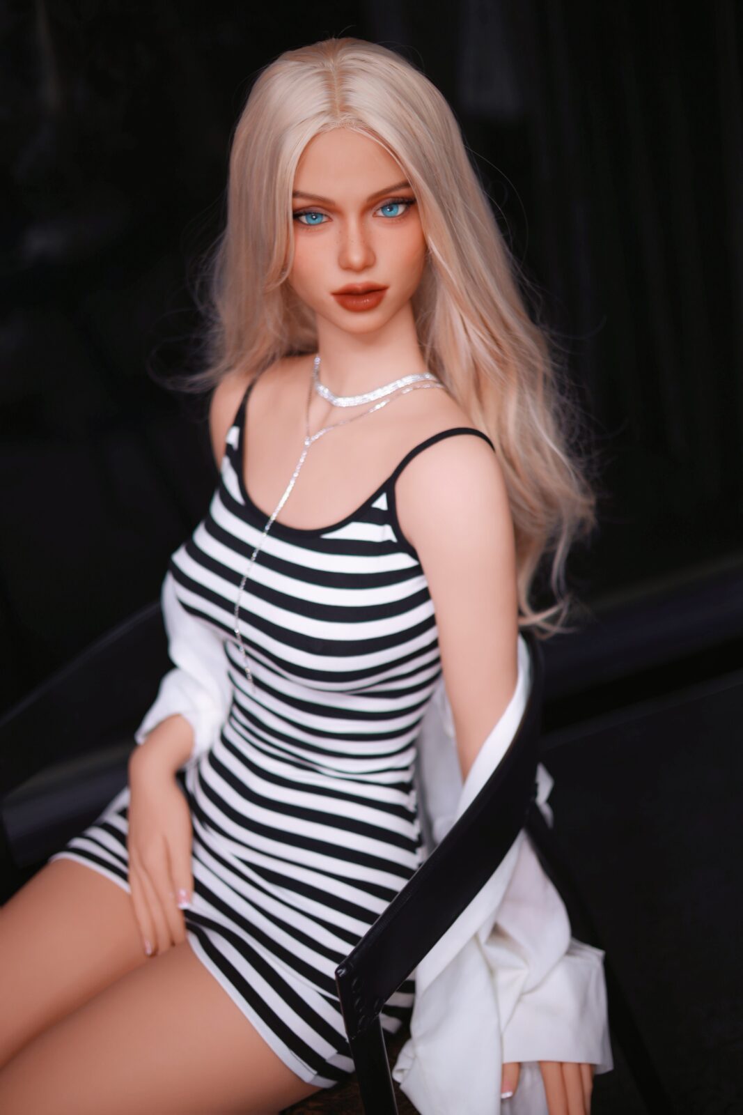 DutchDoll Hannah · 161 cm