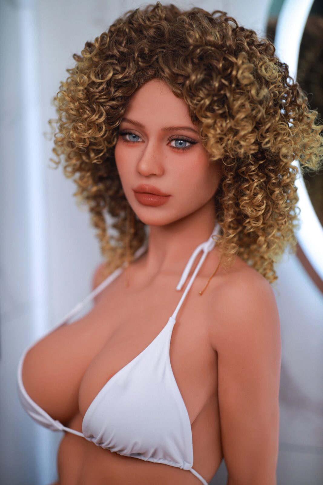 Firedoll Camila · 156 cm